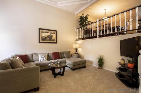 2561 Navarra #B, Carlsbad, CA 92009 photo 4