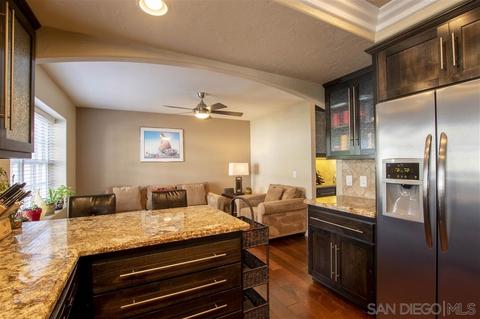 2561 Navarra #B, Carlsbad, CA 92009 photo 11