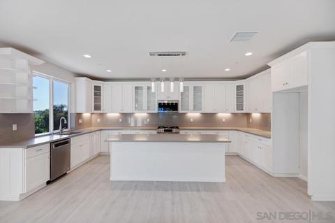 9381 Laser Ln, La Mesa, CA 91941 photo 4