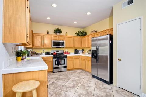 320 Alamo Way, Oceanside, CA 92057 photo 7