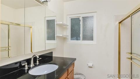 2038 E Washington Ave, Escondido, CA 92027 photo 18