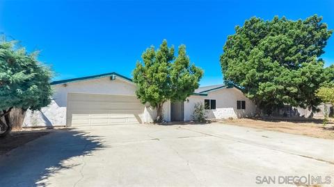 2038 E Washington Ave, Escondido, CA 92027 photo 1