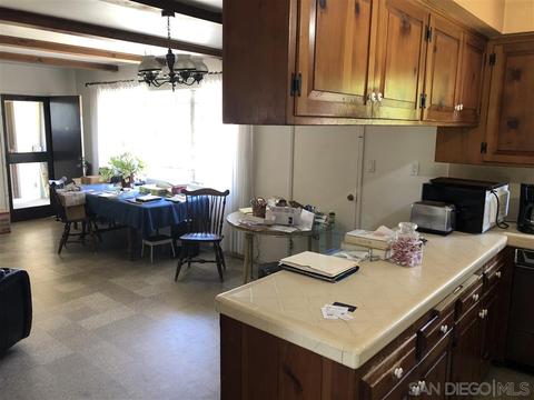 8781 Dunaway Dr, La Jolla, CA 92037 photo 3