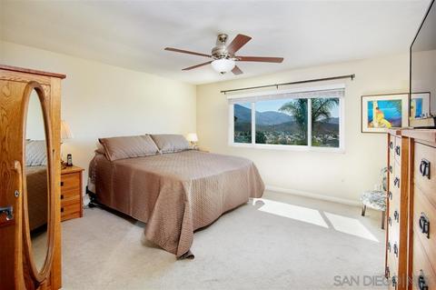 10827 Charing Cross Rd, Spring Valley, CA 91978 photo 15