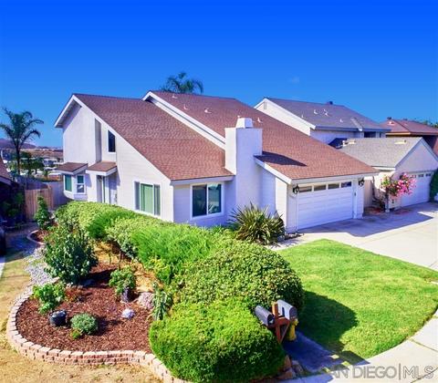 10827 Charing Cross Rd, Spring Valley, CA 91978 photo 1