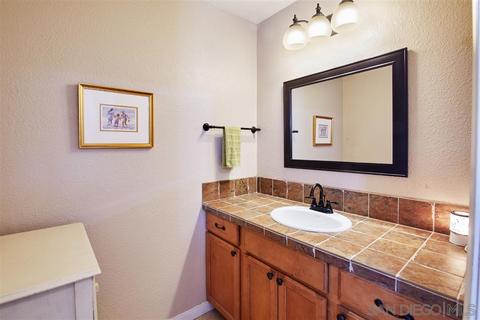 10827 Charing Cross Rd, Spring Valley, CA 91978 photo 17