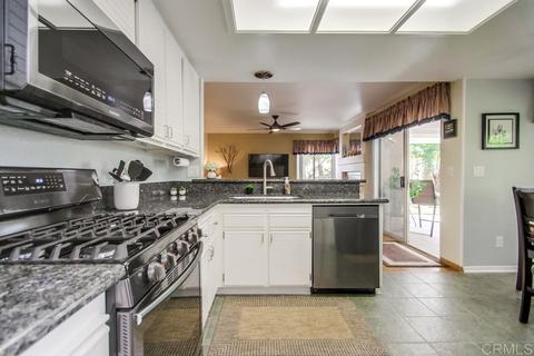 1820 Ithaca Dr, Vista, CA 92081 photo 10