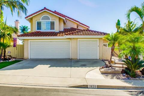 1820 Ithaca Dr, Vista, CA 92081 photo 2