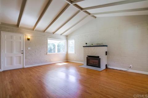 945 Eucalyptus Ave, Vista, CA 92084 photo 9