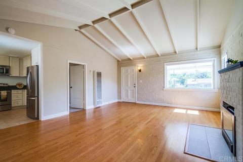 945 Eucalyptus Ave, Vista, CA 92084 photo 4