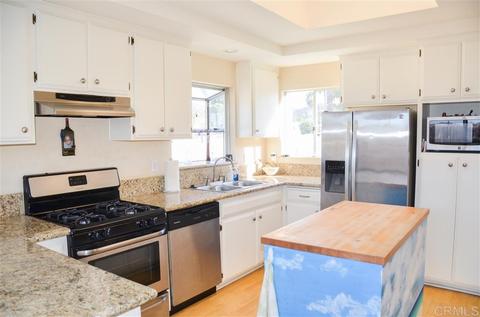 8605 Matterhorn Dr, Santee, CA 92071 photo 3