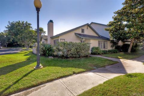 1924 Country Grove Ln, Encinitas, CA 92024 photo 2