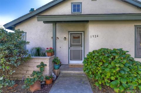 1924 Country Grove Ln, Encinitas, CA 92024 photo 3