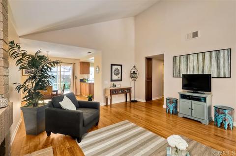 1924 Country Grove Ln, Encinitas, CA 92024 photo 4