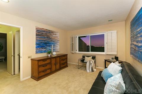 2012 Caminito Circulo Sur, La Jolla, CA 92037 photo 18
