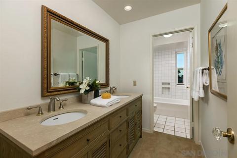 2012 Caminito Circulo Sur, La Jolla, CA 92037 photo 20