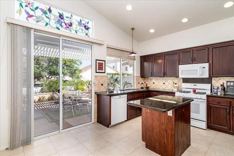 6030 Malea Way, Oceanside, CA 92056 photo 10