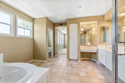 6457 Topmast Dr, Carlsbad, CA 92011 photo 11