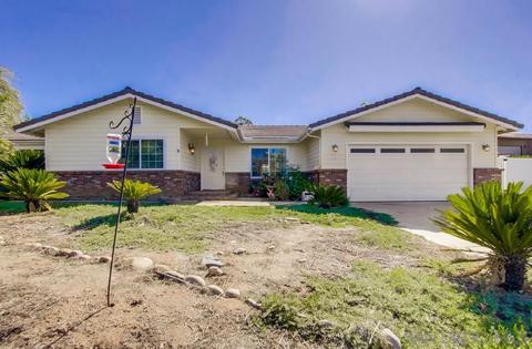 747 Chaparral Hills Rd, Alpine, CA 91901 photo 3