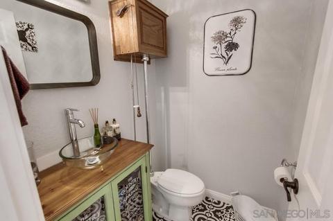 747 Chaparral Hills Rd, Alpine, CA 91901 photo 10