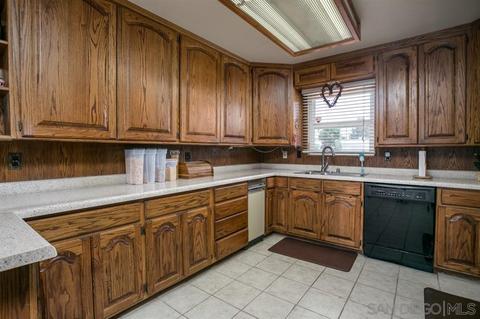9574 Carlton Hills Blvd, Santee, CA 92071 photo 7