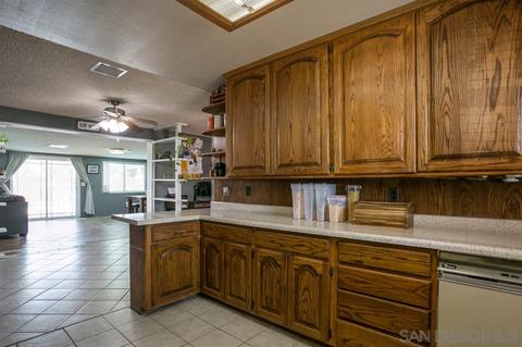 9574 Carlton Hills Blvd, Santee, CA 92071 photo 9