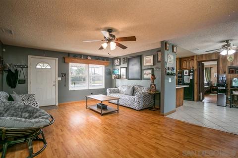 9574 Carlton Hills Blvd, Santee, CA 92071 photo 5