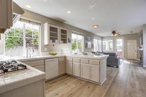 6927 Tradewinds Dr, Carlsbad, CA 92011 photo 8