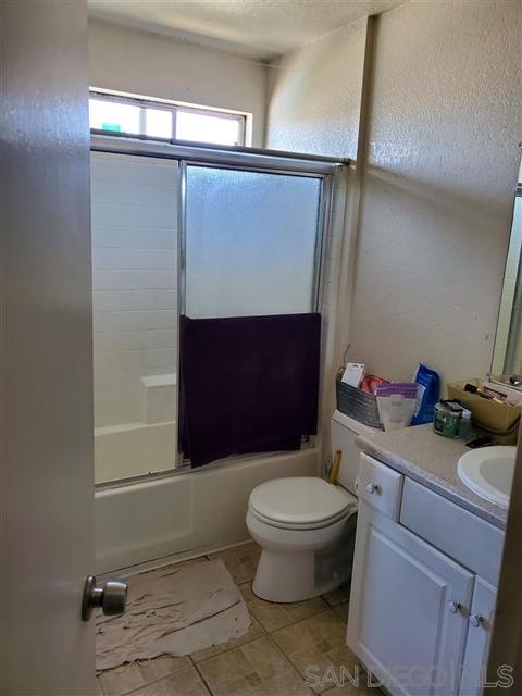 3123 King Arthurs Ct, Spring Valley, CA 91977 photo 6