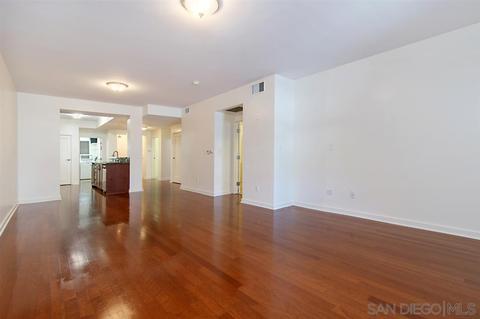 5440 La Jolla Blvd #E101, La Jolla, CA 92037 photo 2