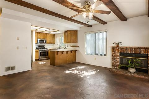 1098 Avenida Campana, Fallbrook, CA 92028 photo 9