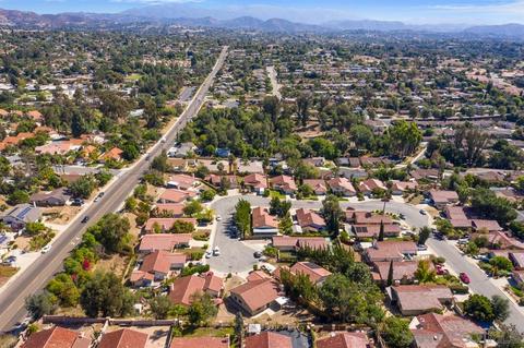 1098 Avenida Campana, Fallbrook, CA 92028 photo 22