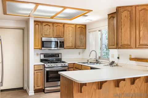 1098 Avenida Campana, Fallbrook, CA 92028 photo 10