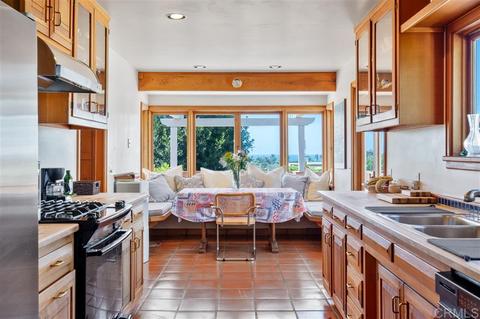 7390 Cabrillo Ave, La Jolla, CA 92037 photo 11