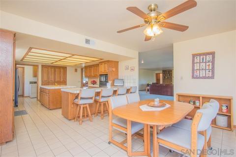 1453 Chase Ln, El Cajon, CA 92020 photo 12