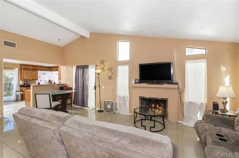 4474 Silver Birch Way, Oceanside, CA 92057 photo 2