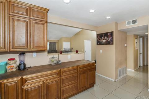 4474 Silver Birch Way, Oceanside, CA 92057 photo 10