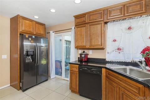 4474 Silver Birch Way, Oceanside, CA 92057 photo 9