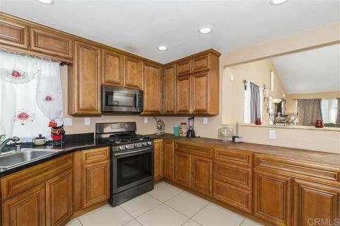 4474 Silver Birch Way, Oceanside, CA 92057 photo 7