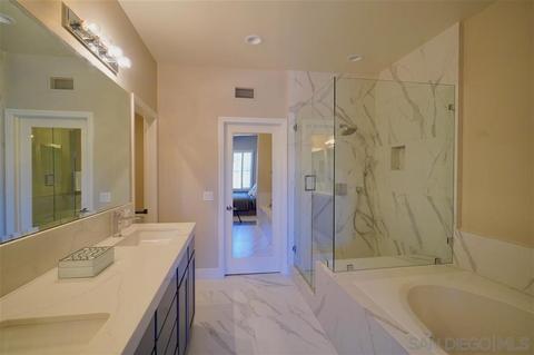 5490 Caminito Bayo, La Jolla, CA 92037 photo 11