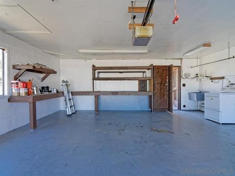 2106 Robertson St, Ramona, CA 92065 photo 3