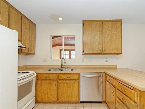 2106 Robertson St, Ramona, CA 92065 photo 9