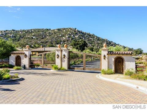 12853 Vineyard Crst, Lakeside, CA 92040 photo 19