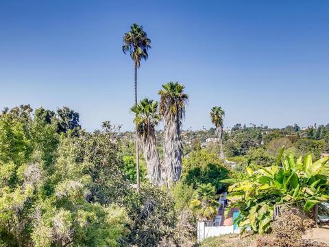 645 Crescent Ct, Vista, CA 92084 photo 24