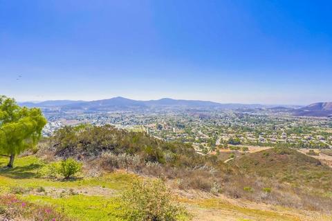2485 Moonlight Gln, Escondido, CA 92026 photo 21