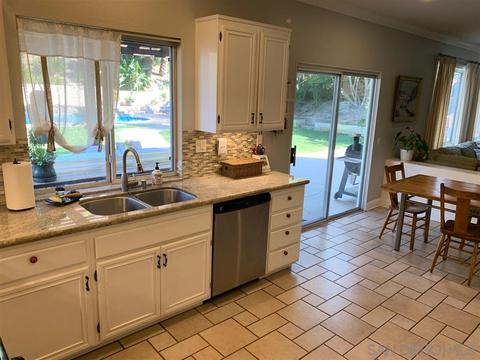 2264 Bliss Cir, Oceanside, CA 92056 photo 7