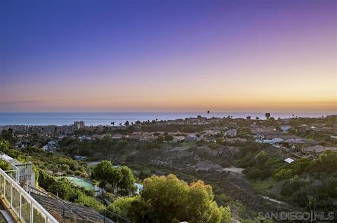 5466 Soledad Rd, La Jolla, CA 92037 photo 2