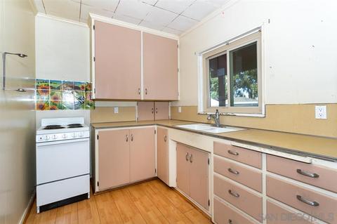 1062 W 5th Ave, Escondido, CA 92025 photo 18