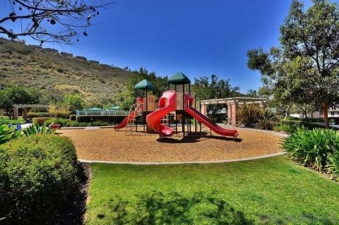 2228 Pointe Pkwy, Spring Valley, CA 91978 photo 21