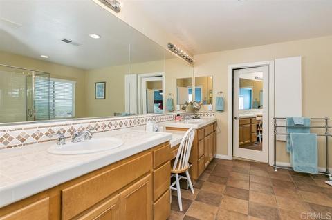 1115 Greenway Rd, Oceanside, CA 92057 photo 15